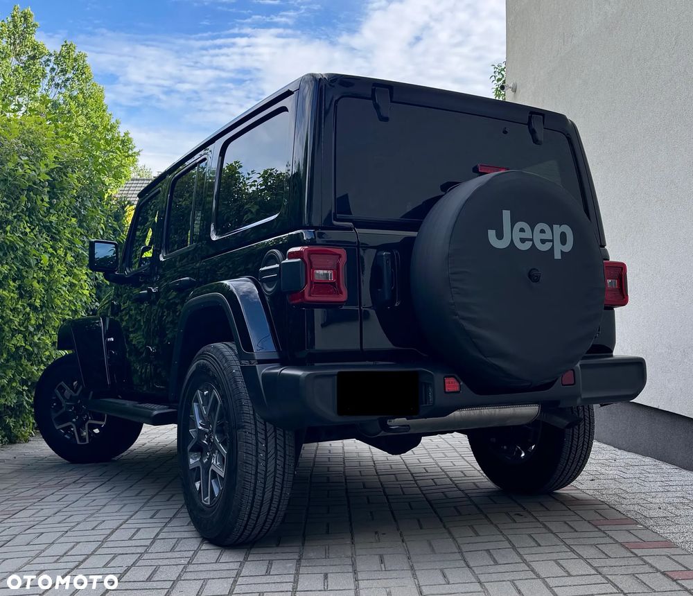 Jeep Wrangler - 4