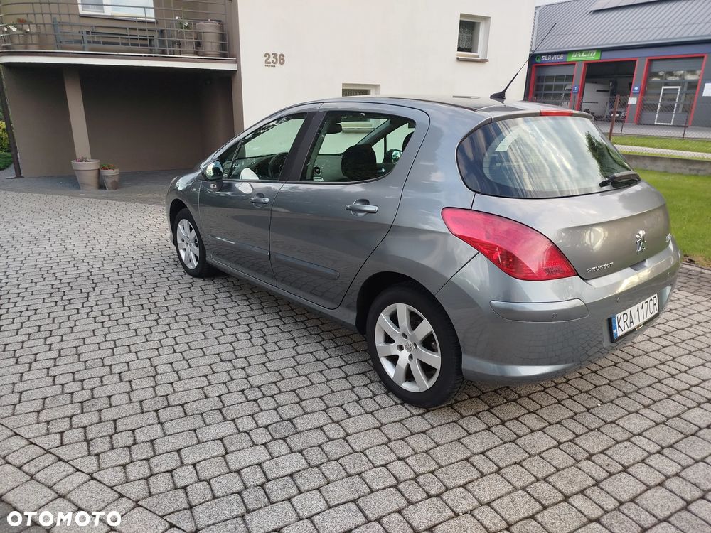 Peugeot 308 - 4