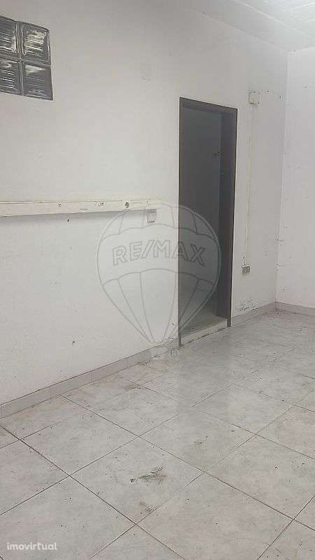 Garagem  para venda - Grande imagem: 2/4