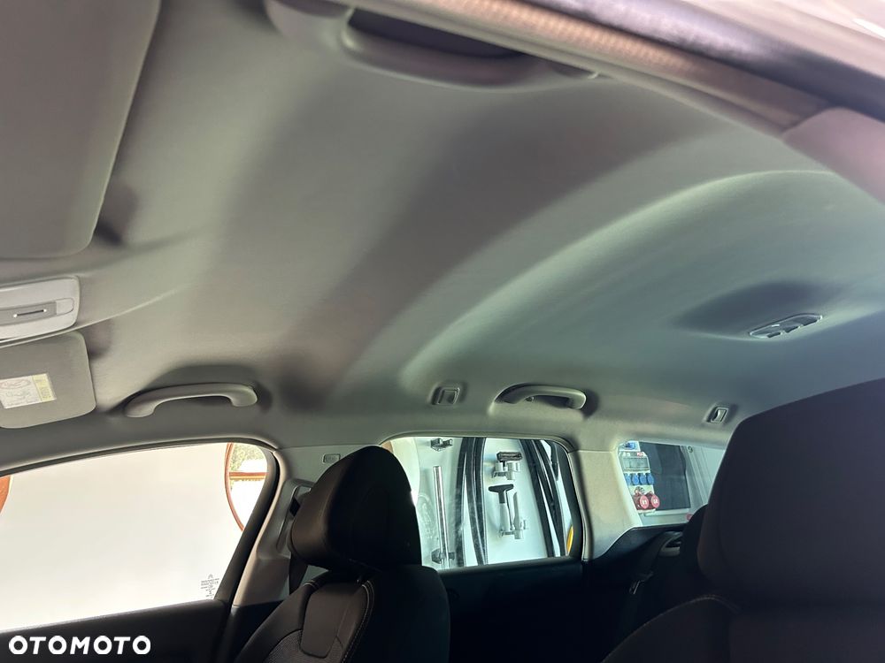 Citroën C5 e-HDi 115 EGS6 FAP Selection - 40