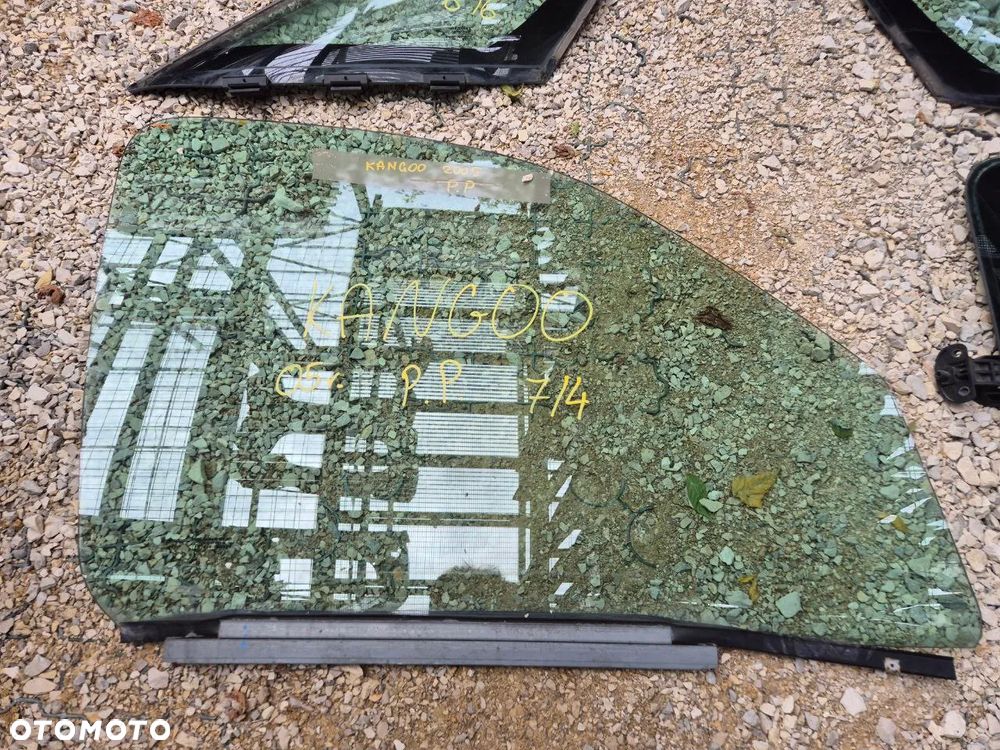 RENAULT SZYBA BOCZNA CZOŁOWA TYLNA - 16