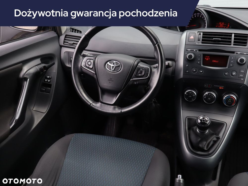 Toyota Verso - 9