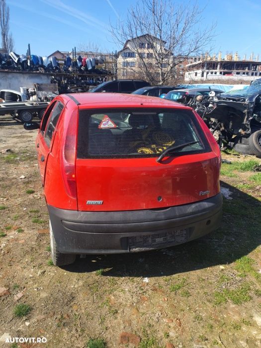 Dezmembrez Fiat Punto 2 1.2 Benzina Motor 188A4000 - 1