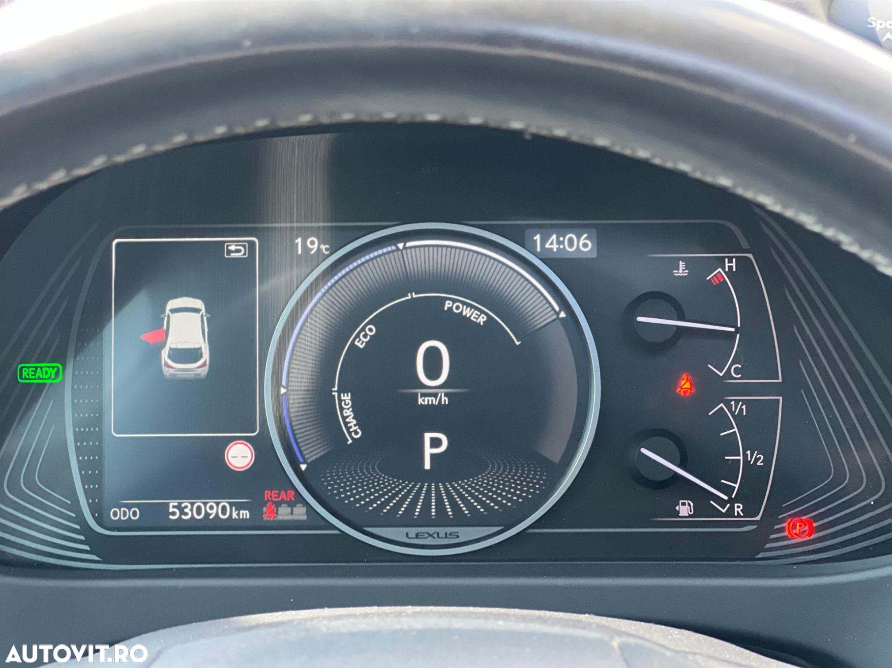 Lexus UX 250h 2.0L HEV 20H- (178 HP) 4X2 CVT Executive - 12