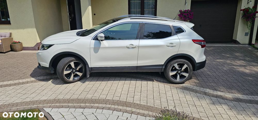 Nissan Qashqai 1.2 DIG-T N-Connecta - 1