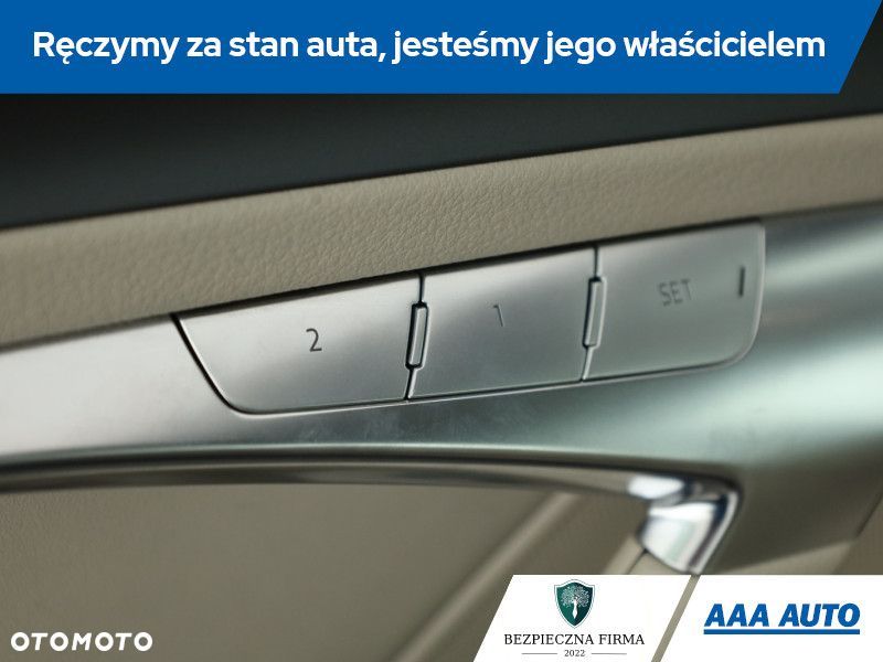 Audi A6 Avant - 17