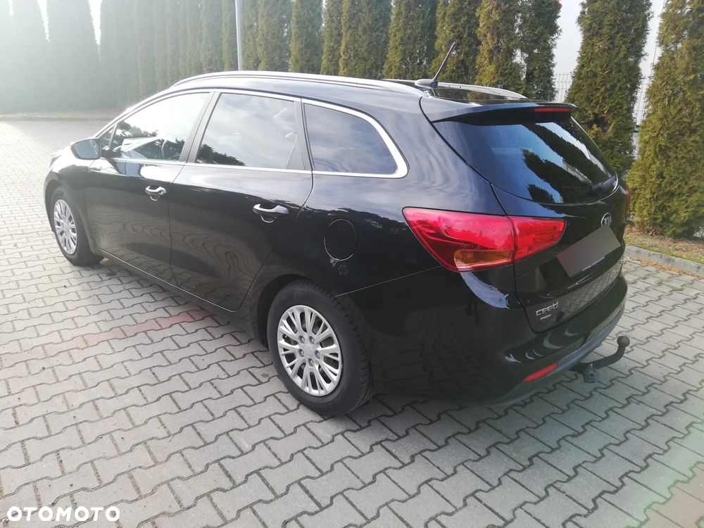 Kia Ceed Cee'd 1.6 GDI L Business Line - 8