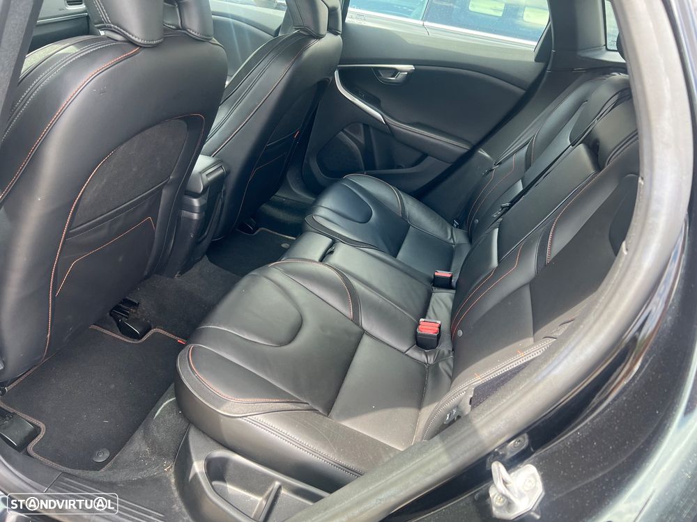 Volvo V40 1.6 D2 Volvo Ocean Race - 8