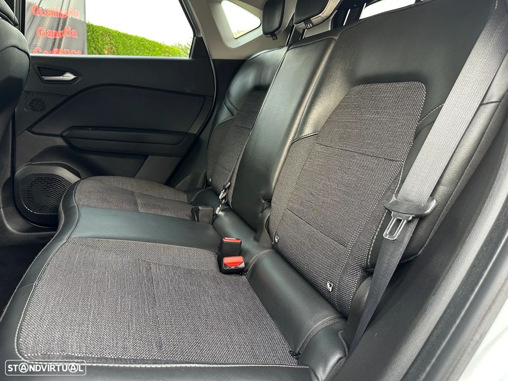 Renault Captur - 22