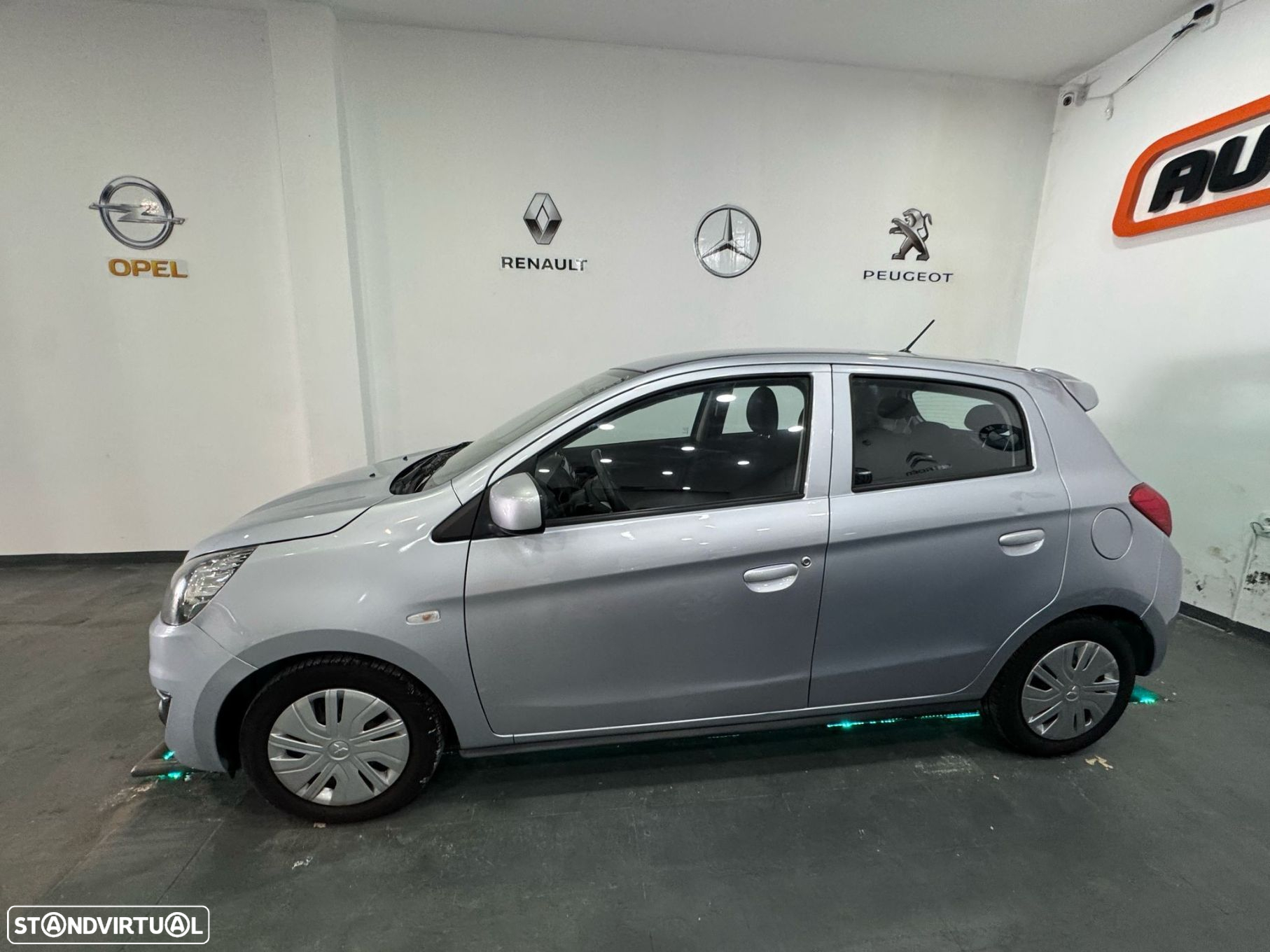 Mitsubishi Space Star - 4