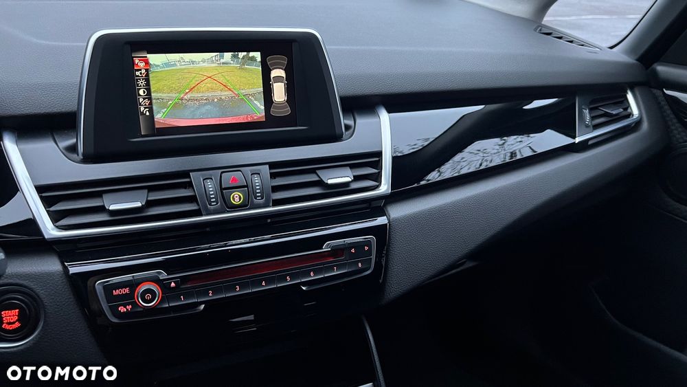 BMW Seria 2 216d Advantage - 7