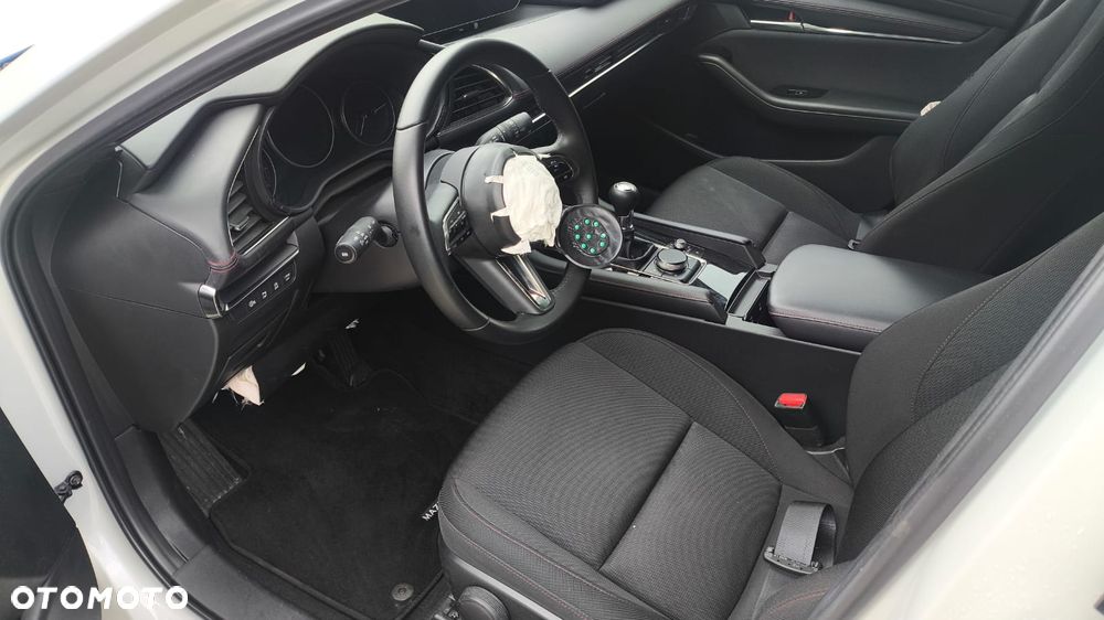 Mazda 3 - 12