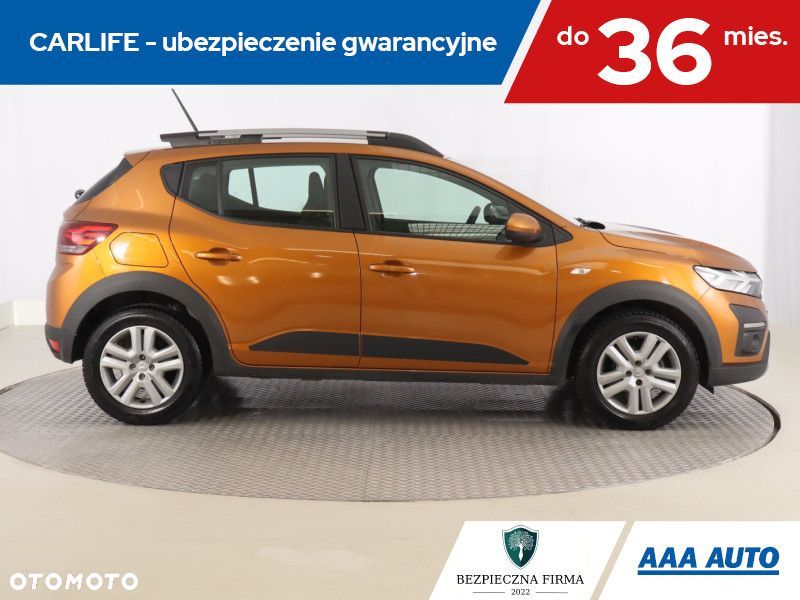 Dacia Sandero - 8