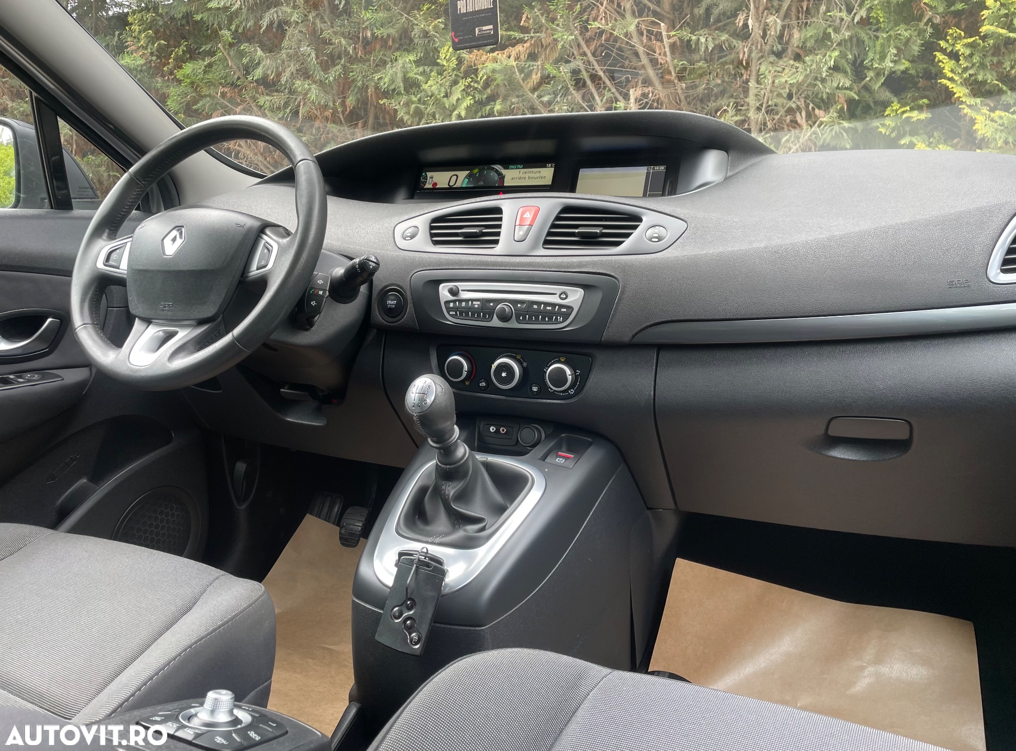 Renault Grand Scenic ENERGY dCi 110 Start & Stop Dynamique - 27