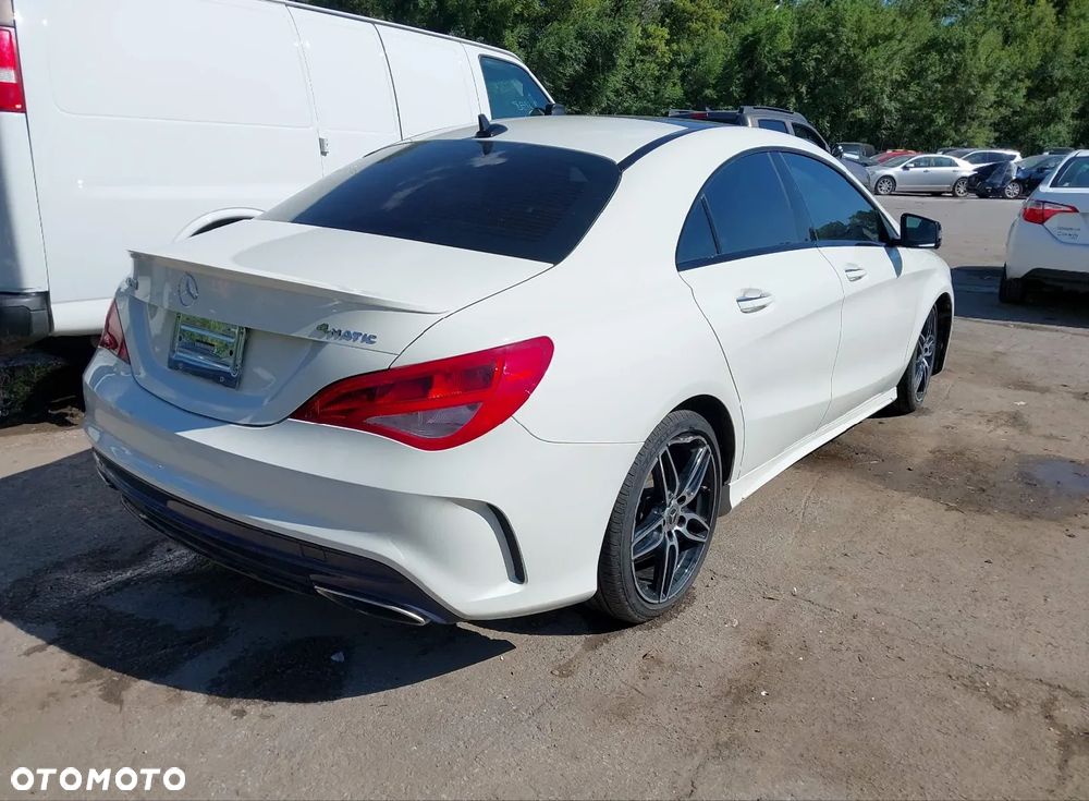 Mercedes-Benz CLA - 2