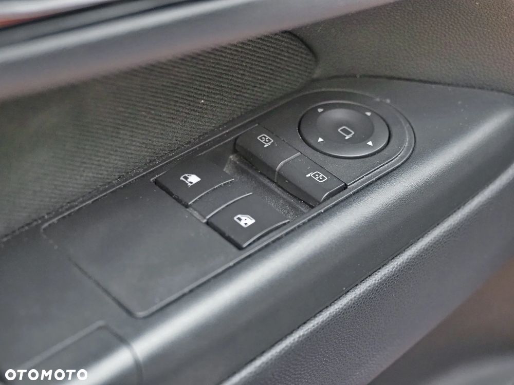 Opel Zafira 1.8 Family - 29