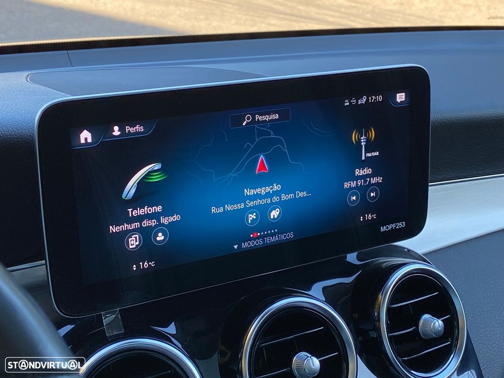 Mercedes-Benz GLC 300 - 21