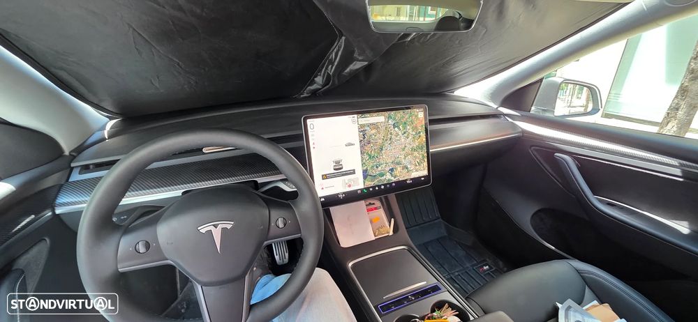 Tesla Model Y Long-Range RWD - 5