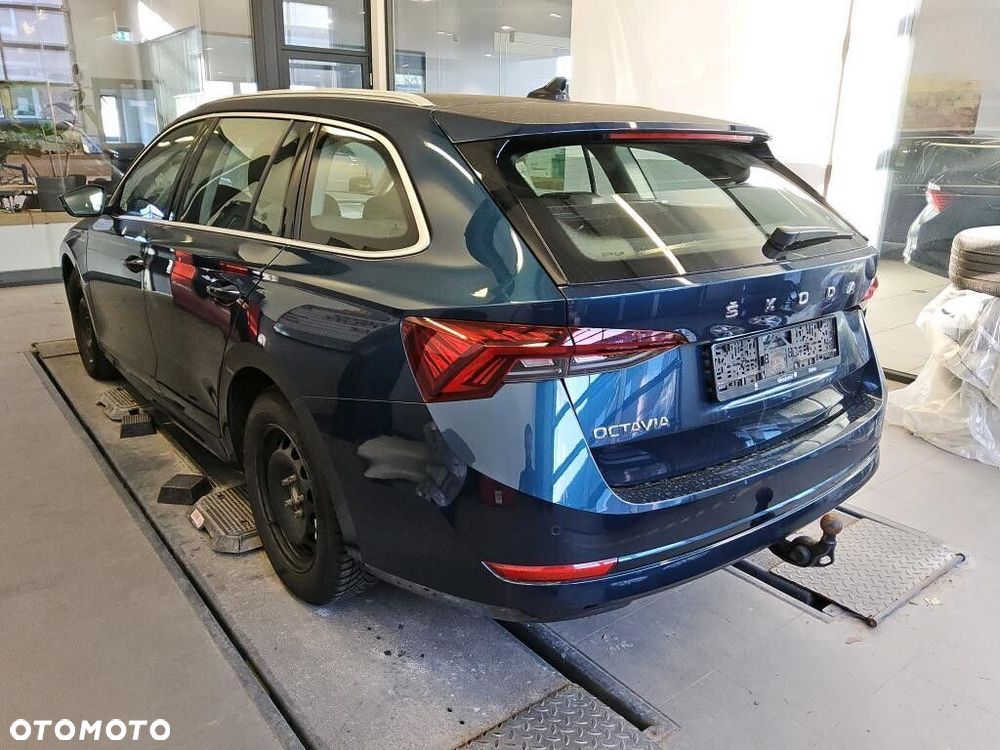 Skoda Octavia - 3