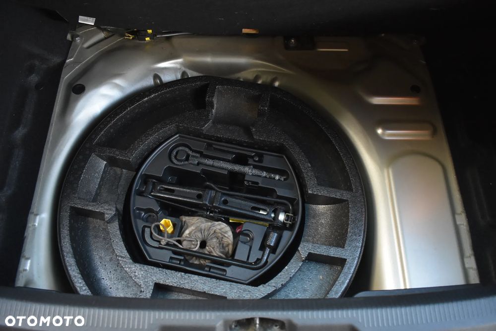 Peugeot 207 120 Automatik Premium - 24