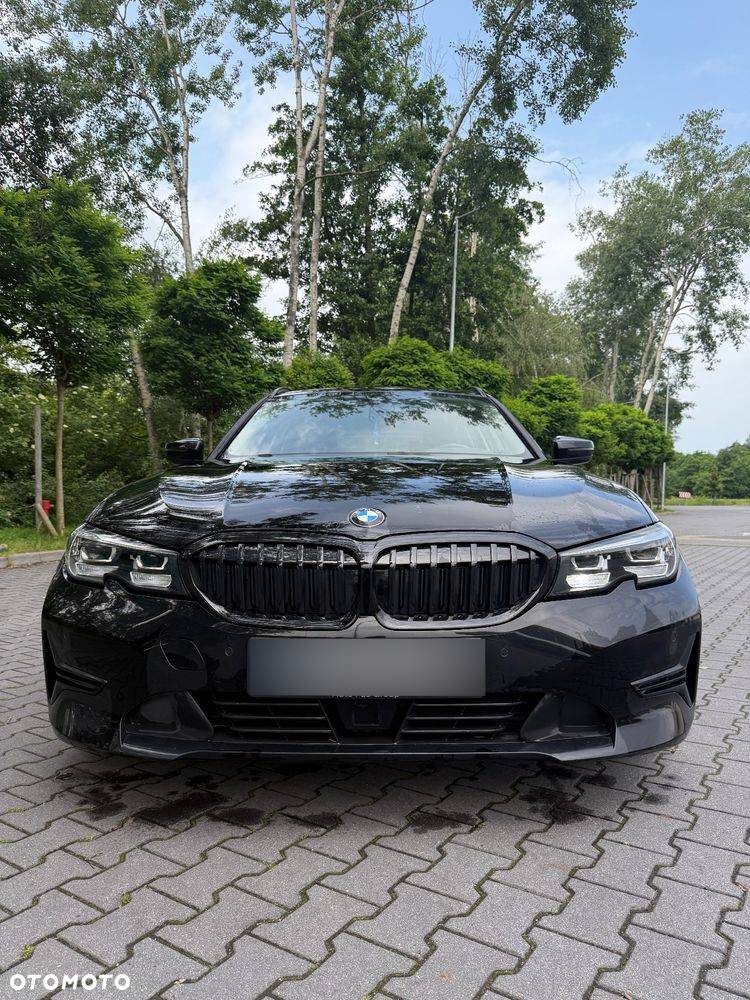 BMW Seria 3 318i - 8