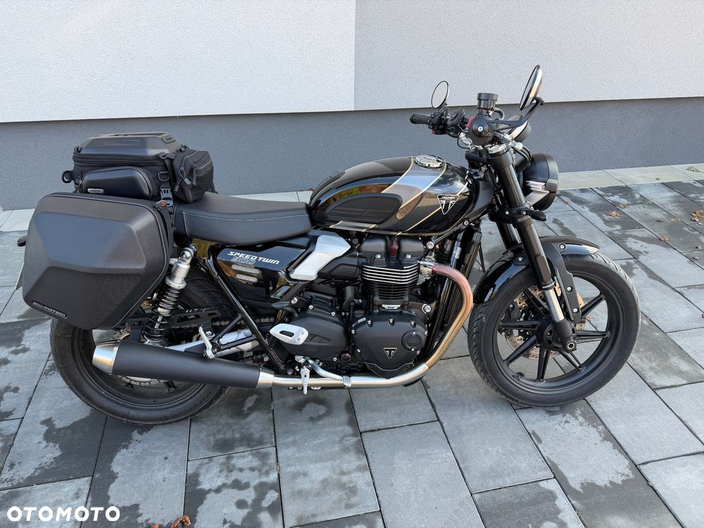 Triumph Speed Twin - 5