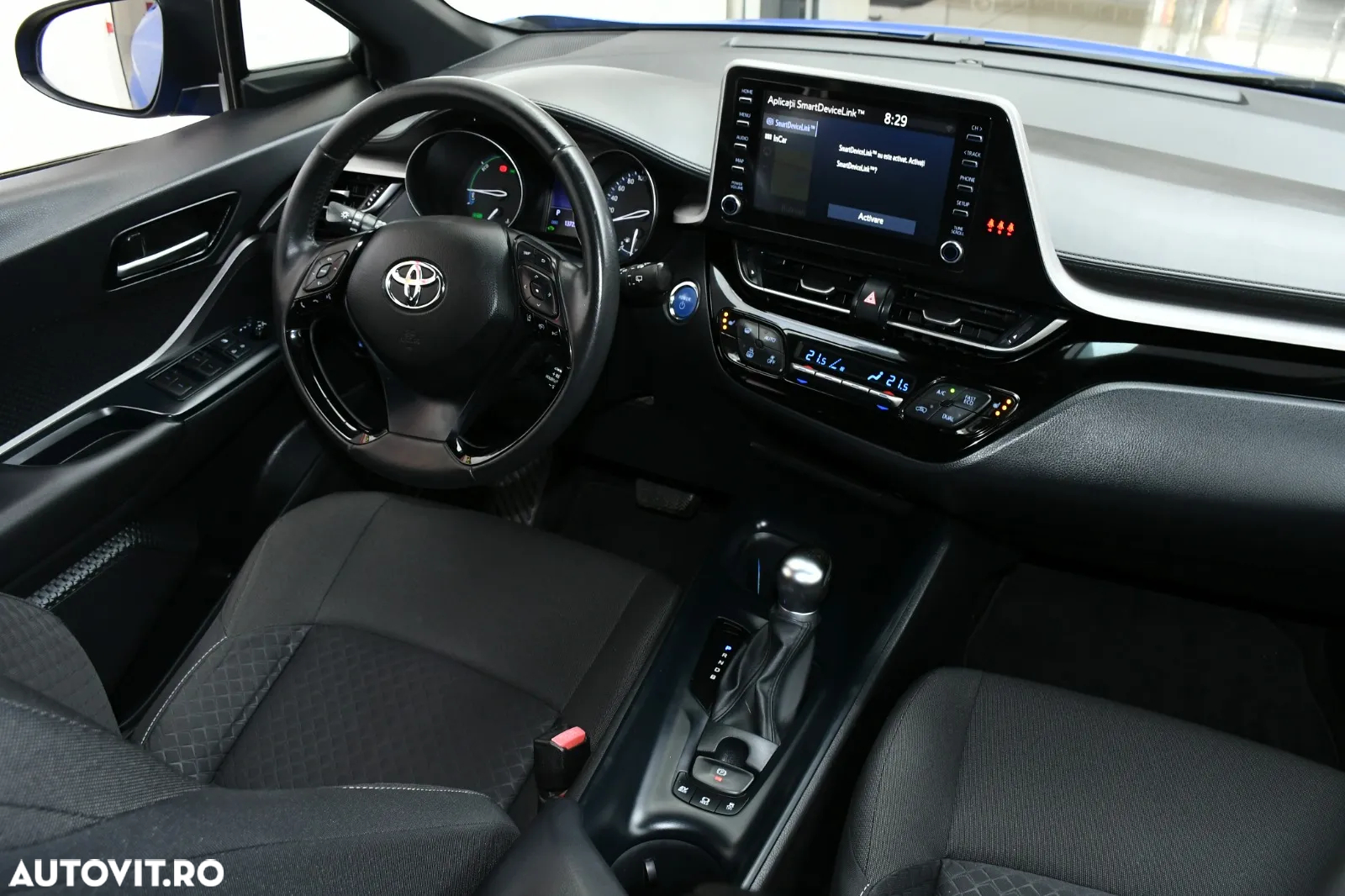 Toyota C-HR - 7