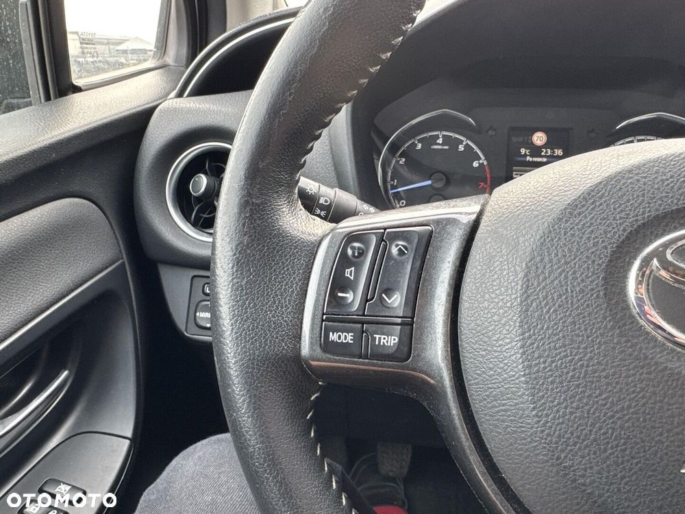 Toyota Yaris - 23