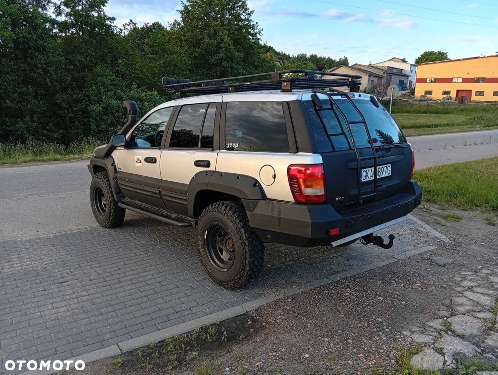 Jeep Grand Cherokee - 4