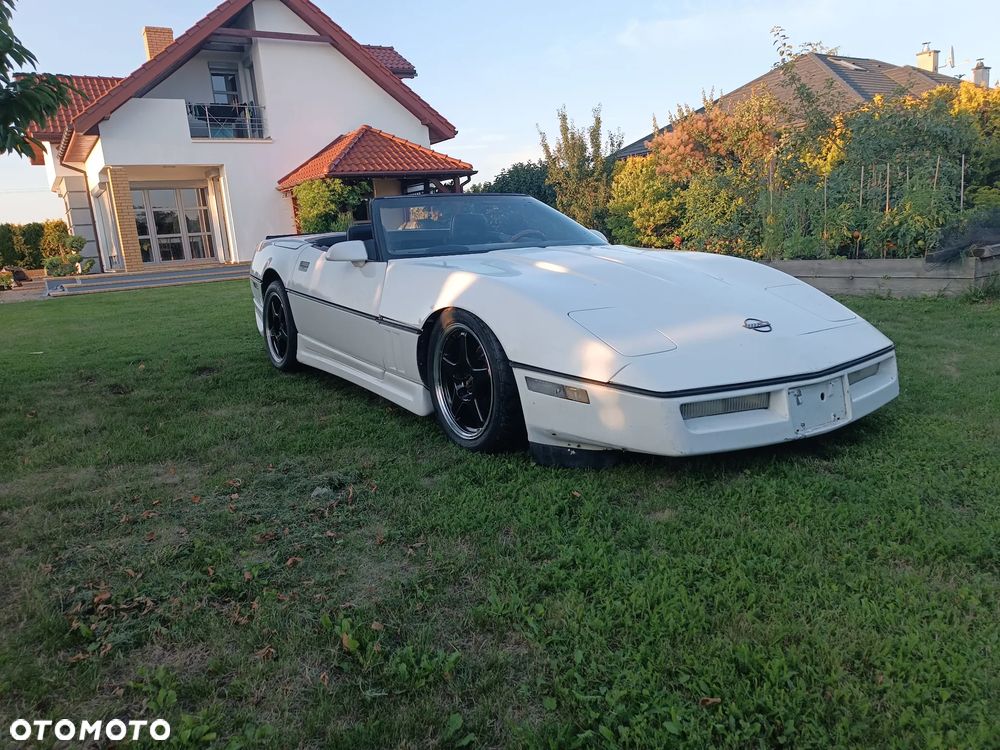 Chevrolet Corvette - 6