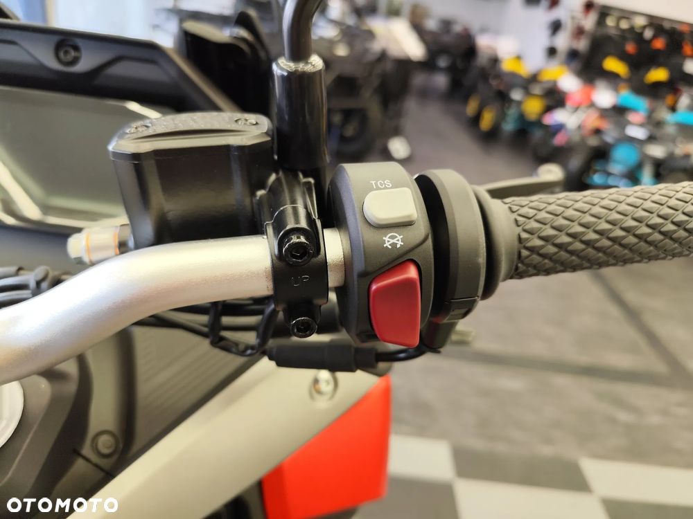 VOGE SR1 ADV - 30