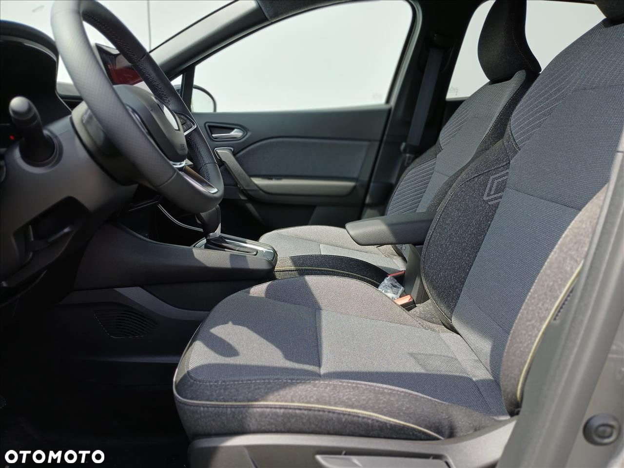 Renault Captur - 10
