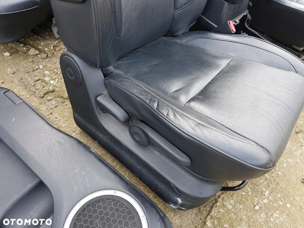SUZUKI GRAND VITARA II 05-14r FOTELE SKÓRZANE BOCZKI 5D - 6