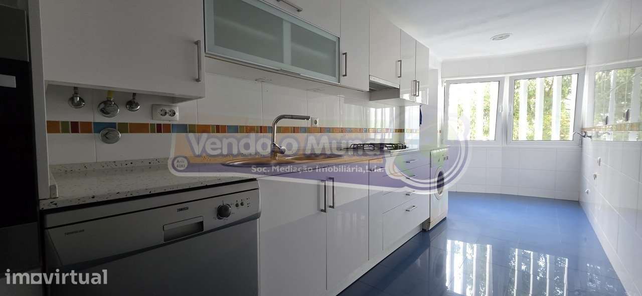 Apartamento T3 em Carnide (LXLX013) - Grande imagem: 3/23