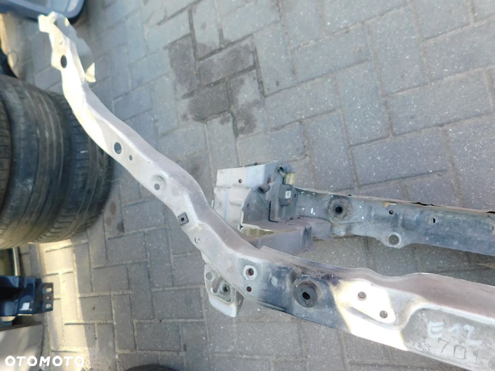pas przedni wzmocnienie TOYOTA COROLLA E12 - 3