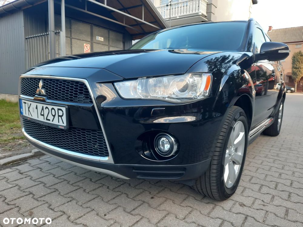 Mitsubishi Outlander - 8