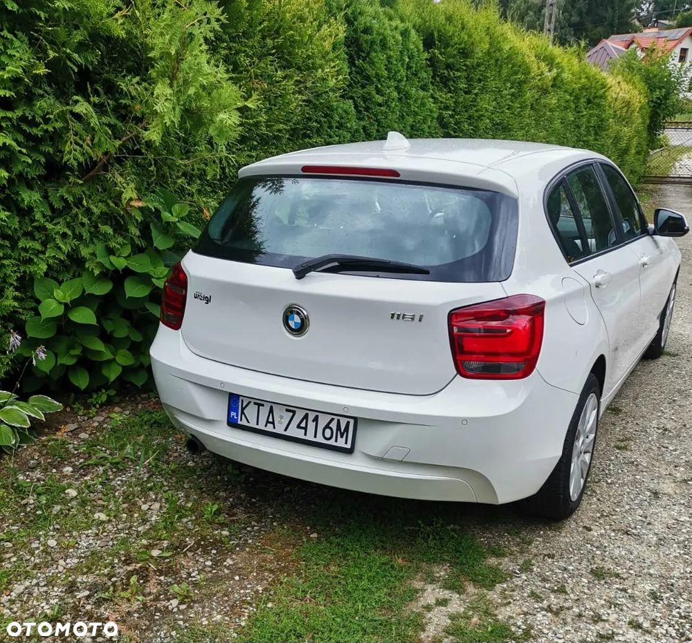 BMW Seria 1 116i - 8