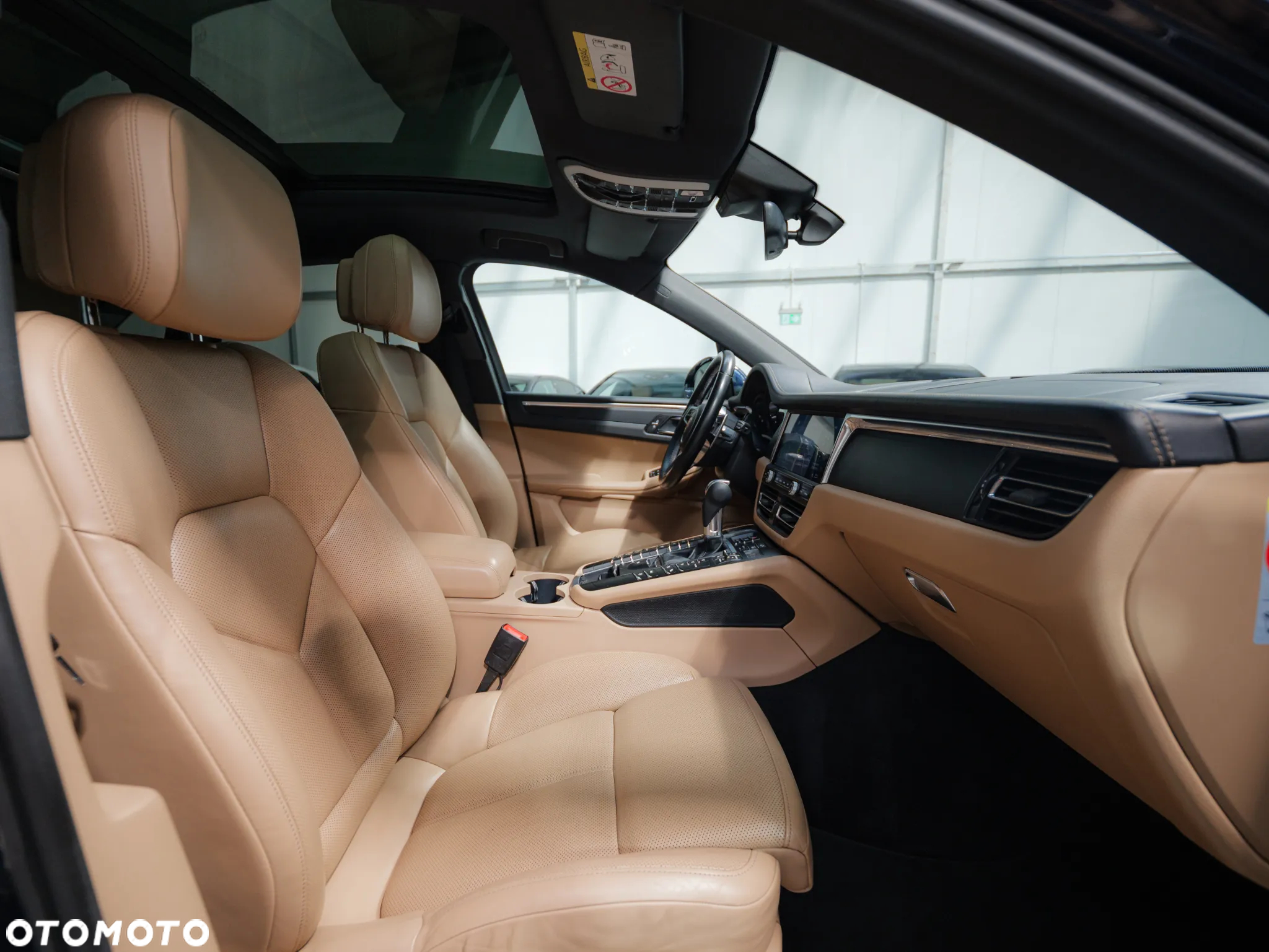 Porsche Macan Standard - 22