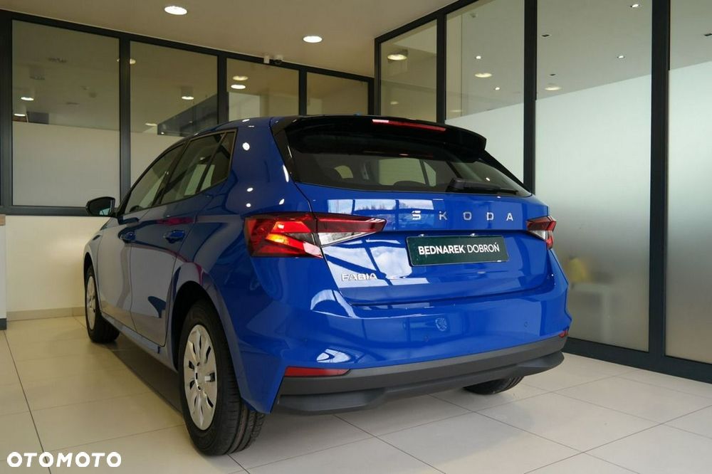 Skoda Fabia - 8