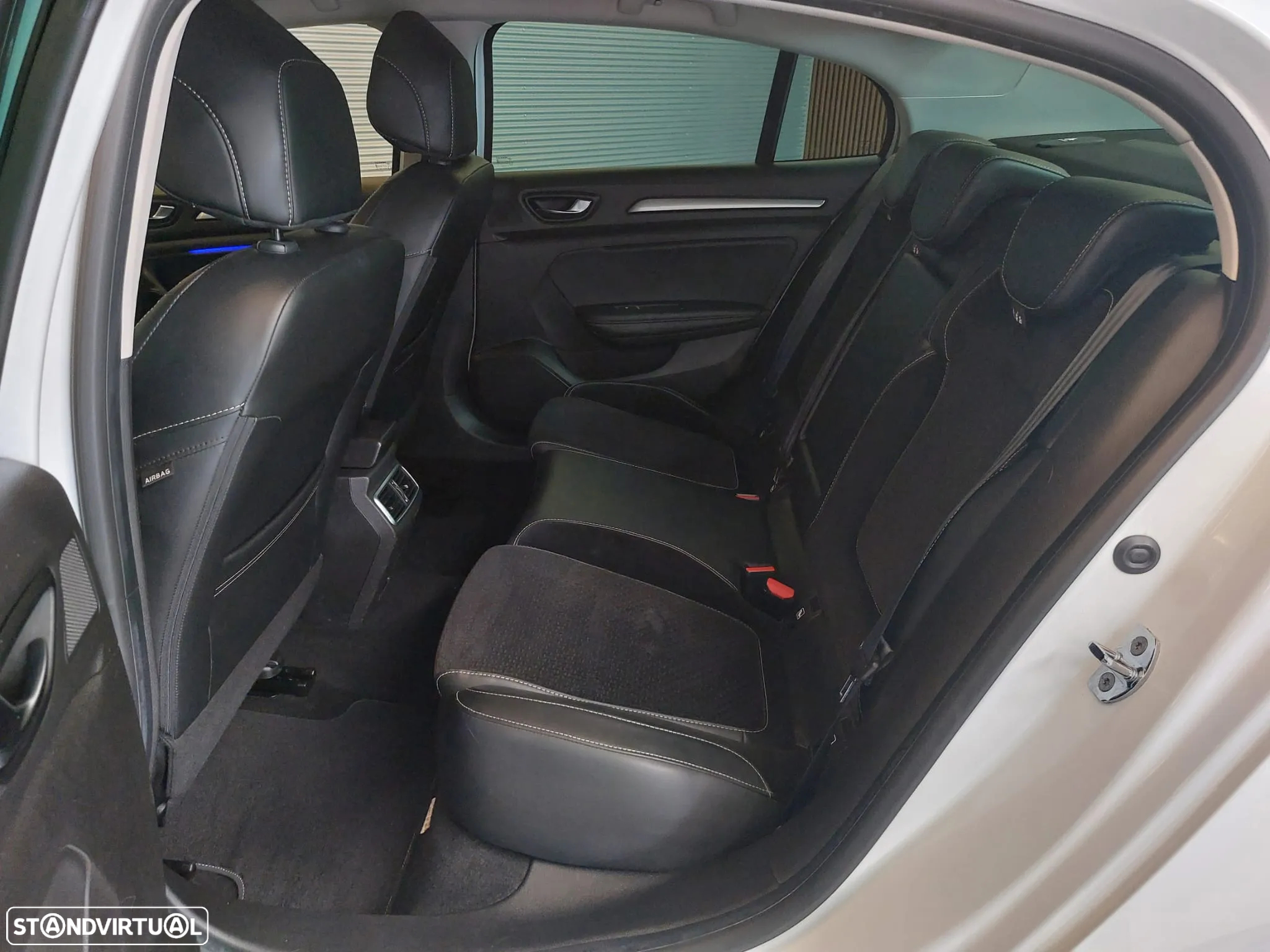 Renault Mégane Grand Coupe - 13