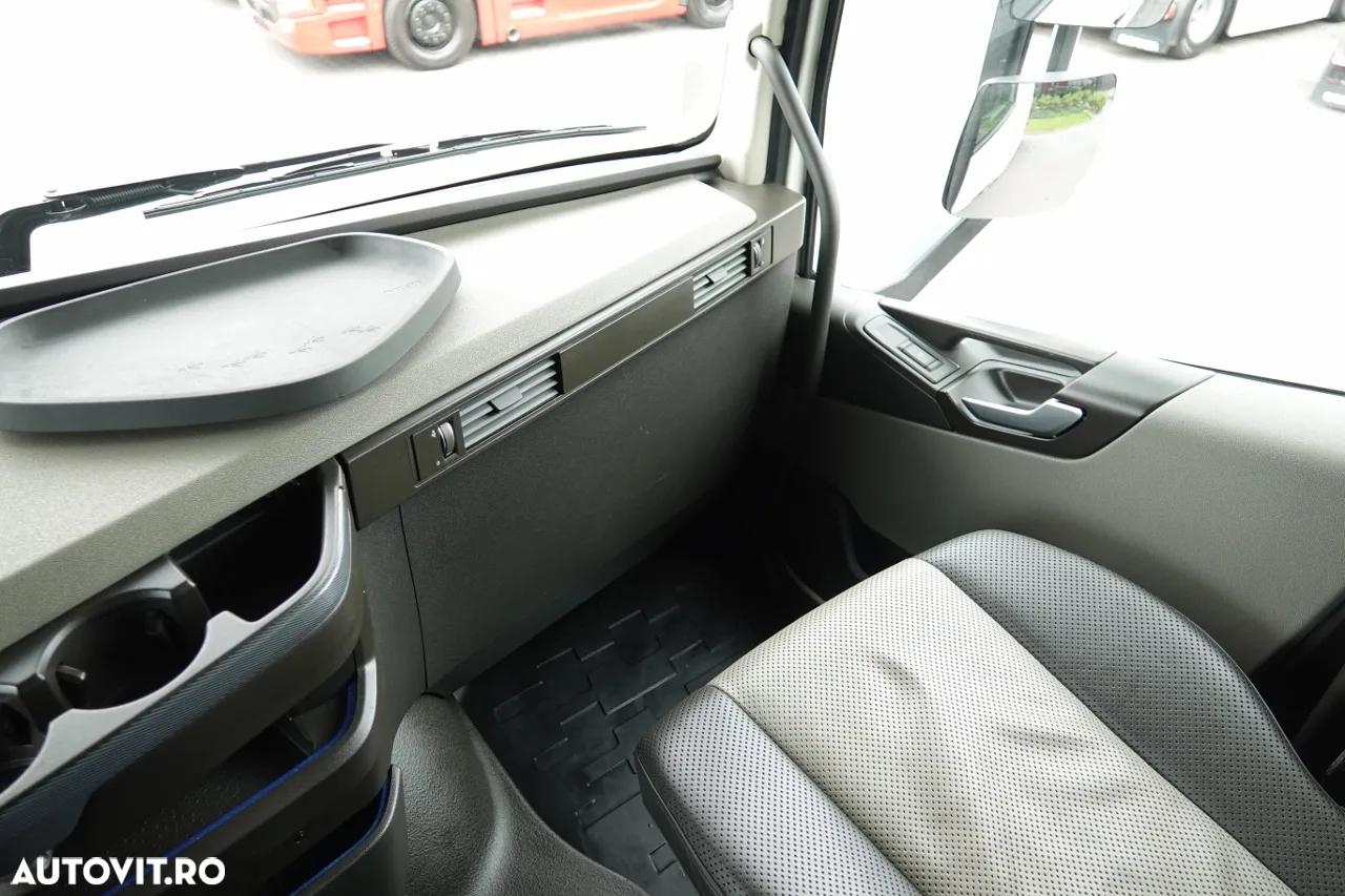 Volvo FH 500 / XXL / 2024 / I-PARK COOL / PIELE / I-SHIFT + PREȚĂ KRONE / 2024 / COȘ PENTRU PALEȚI / 2 AXE RIDICATIVE / PUȚIN FOLOSIT / IMPORTAT - 33