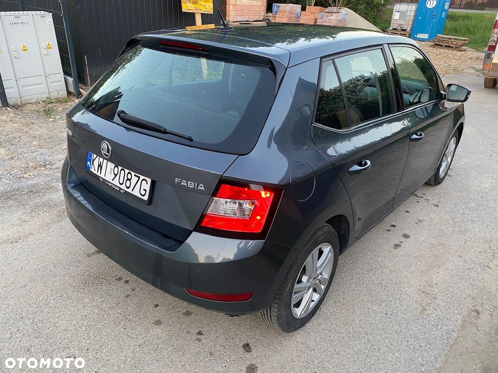 Skoda Fabia 1.0 Ambition Plus - 4