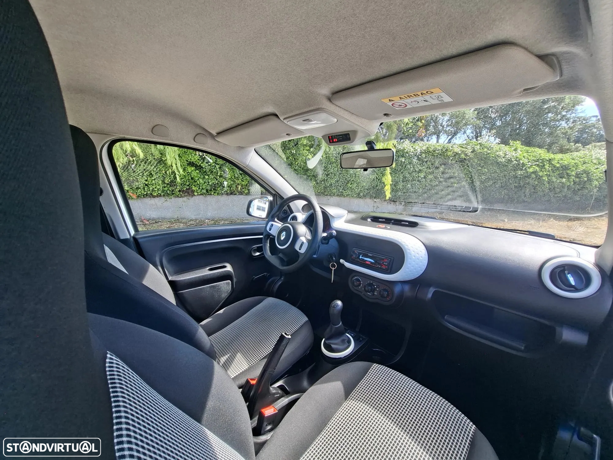 Renault Twingo SCe 70 Liberty - 18
