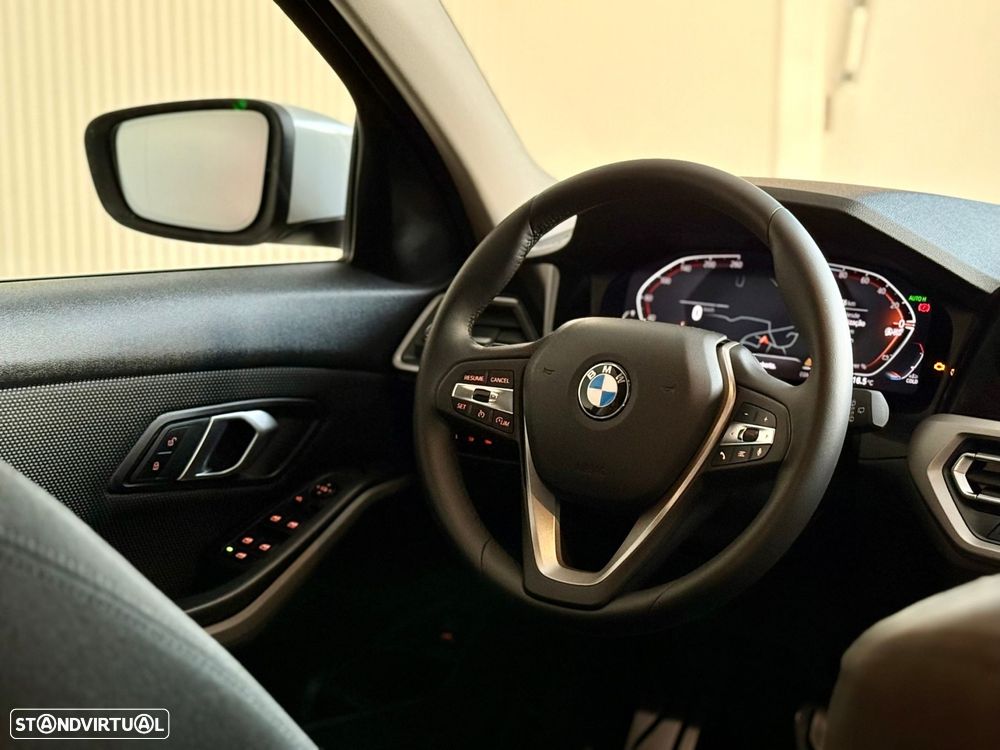 BMW 320 d Aut. Advantage - 19