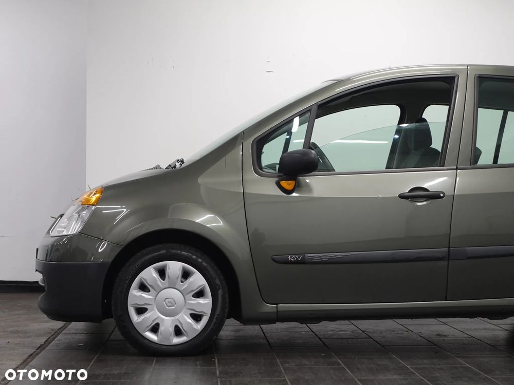 Renault Modus 1.2 16V Cite - 18