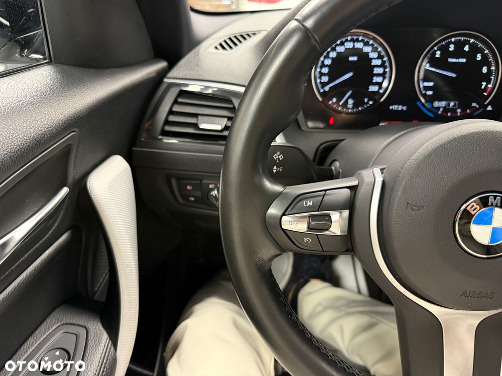 BMW Seria 1 118i - 17