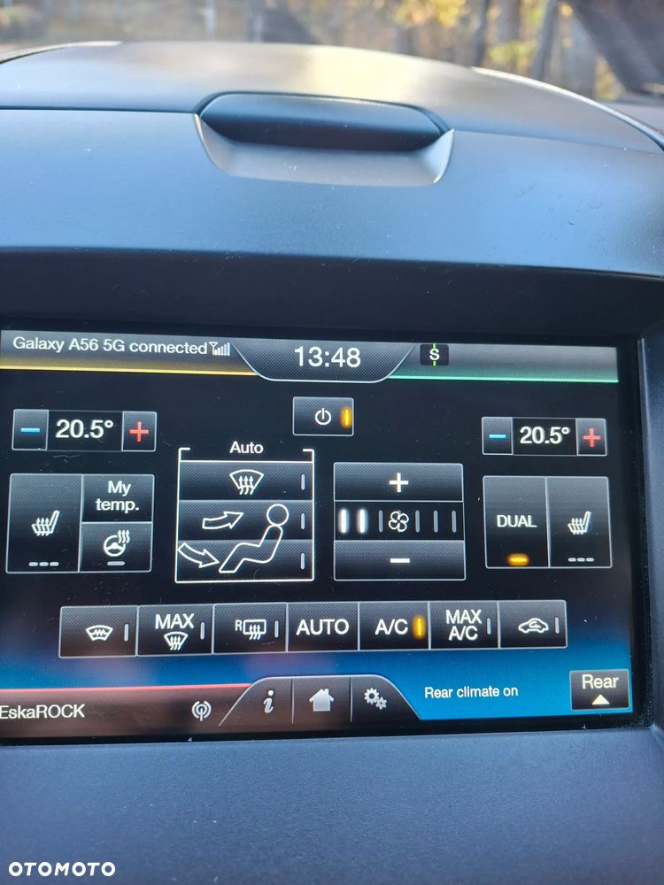 Ford Galaxy - 35