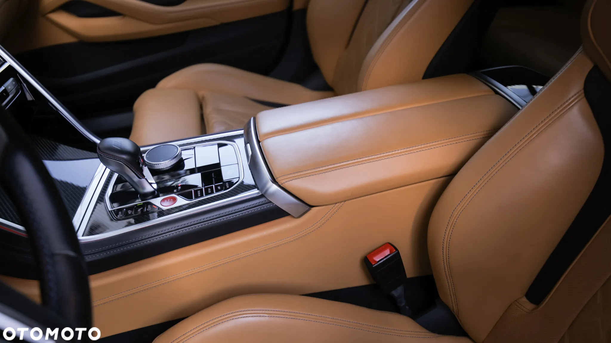 BMW M8 Competition - 29