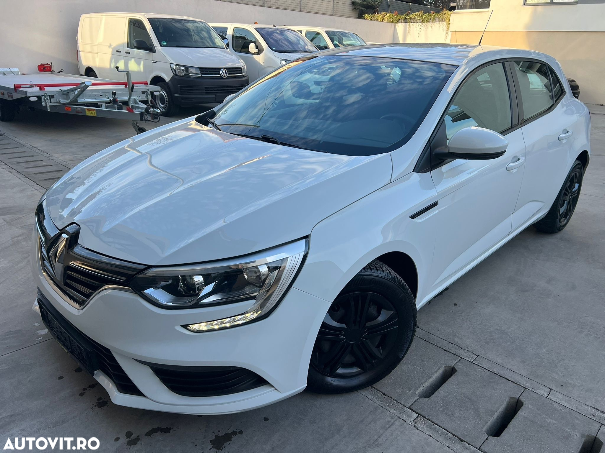 Renault Megane ENERGY TCe Life - 16