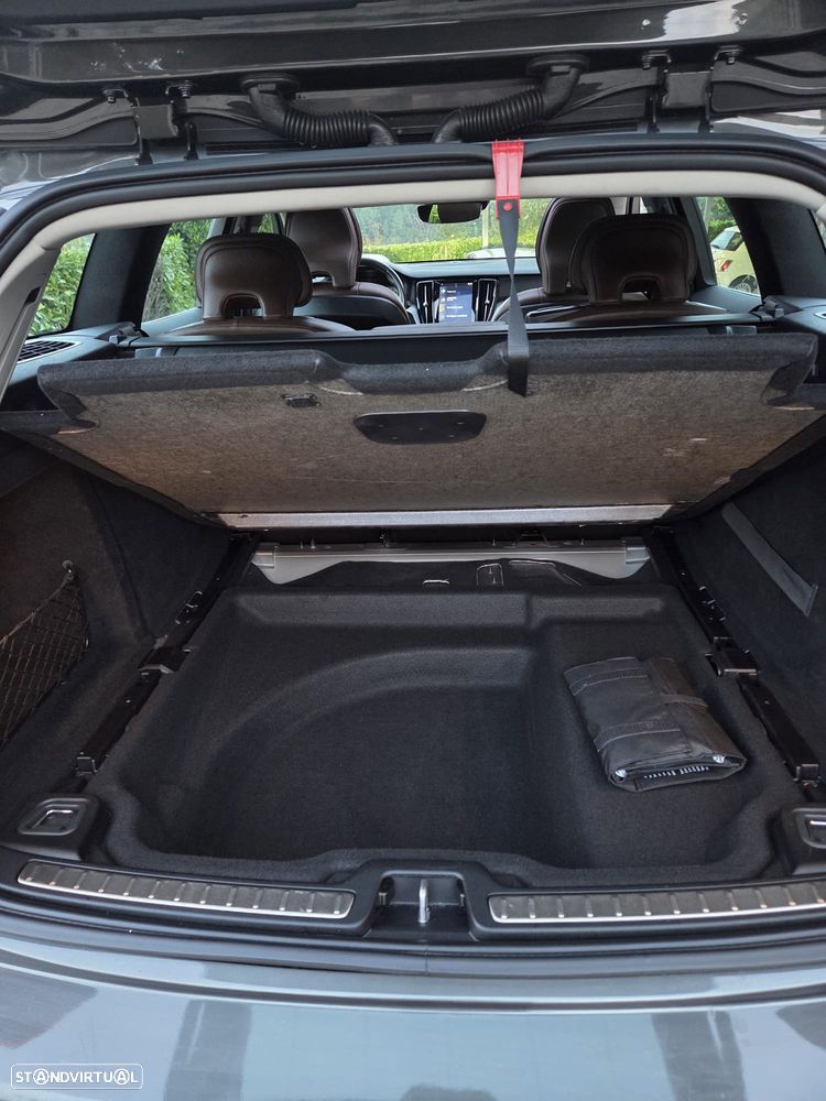 Volvo V60 2.0 D3 Geartronic - 12